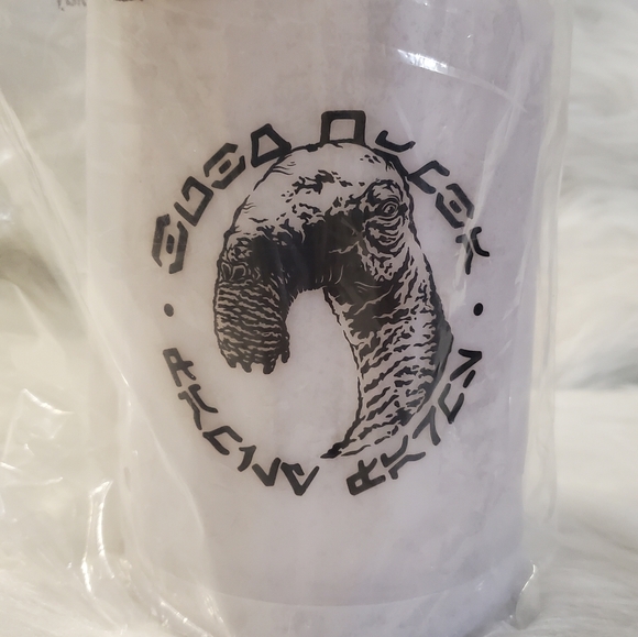 Disney Galaxy's Edge Park light-up water bottle - Picture 2 of 6